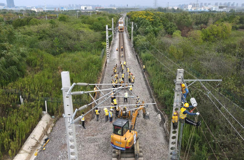 引江濟(jì)淮寧西、滬蓉鐵路改建工程全部完成