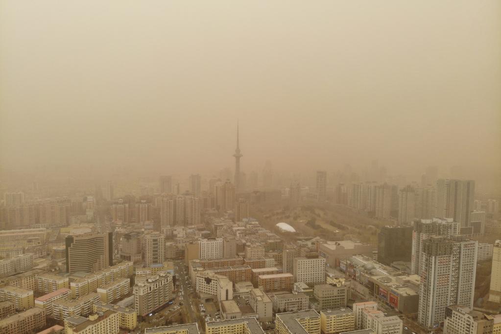 北方多地出現(xiàn)沙塵天氣