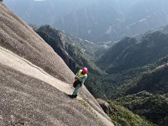 守護(hù)黃山的美麗