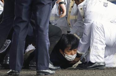 日本首相在和歌山市演講現場傳出爆炸聲