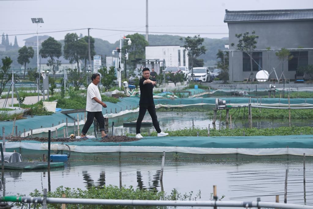 浙江湖州：“海歸新農人”助力現代農業(yè)產業(yè)發(fā)展